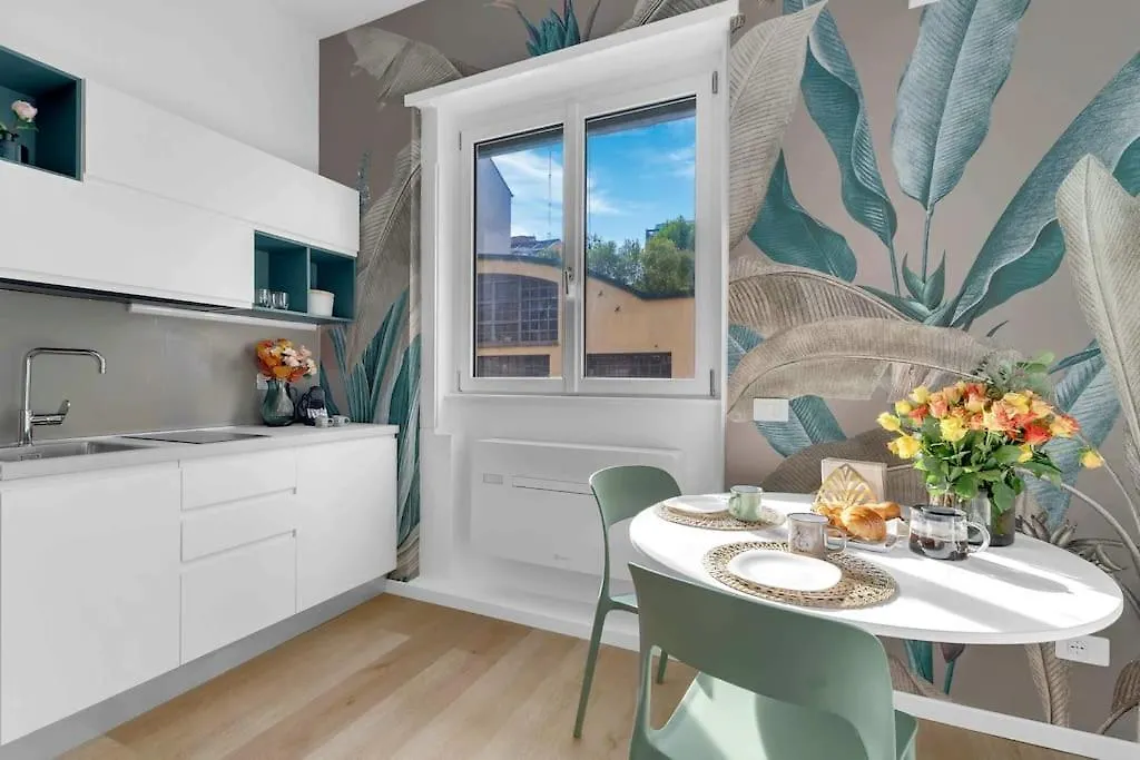 House In Fashion - Flat Near Navigli, Tortona & Duomo Area Apartment Milan Italy