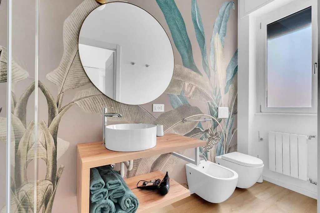 شقة House In Fashion - Flat Near Navigli, Tortona & Duomo Area ميلان