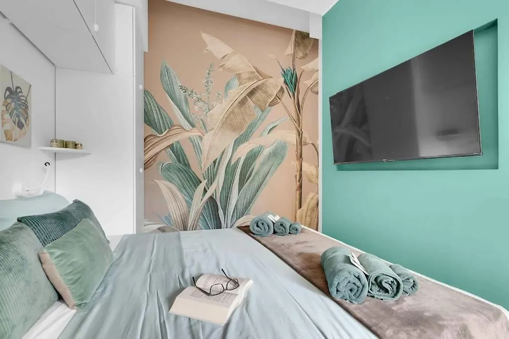 شقة House In Fashion - Flat Near Navigli, Tortona & Duomo Area ميلان